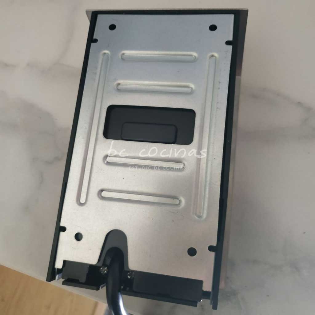 Enchufe IL 256-USB Compact - Imagen 11