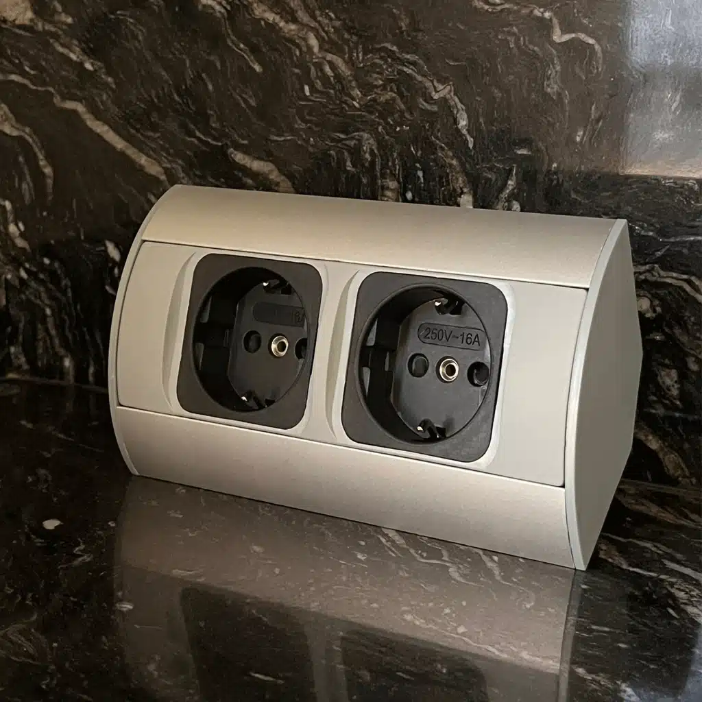 Corner Box 2G