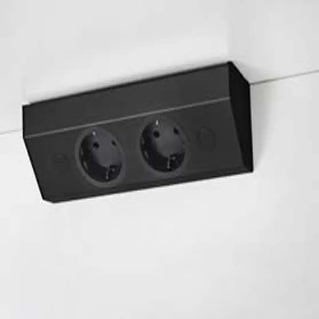Enchufe Duality Black.